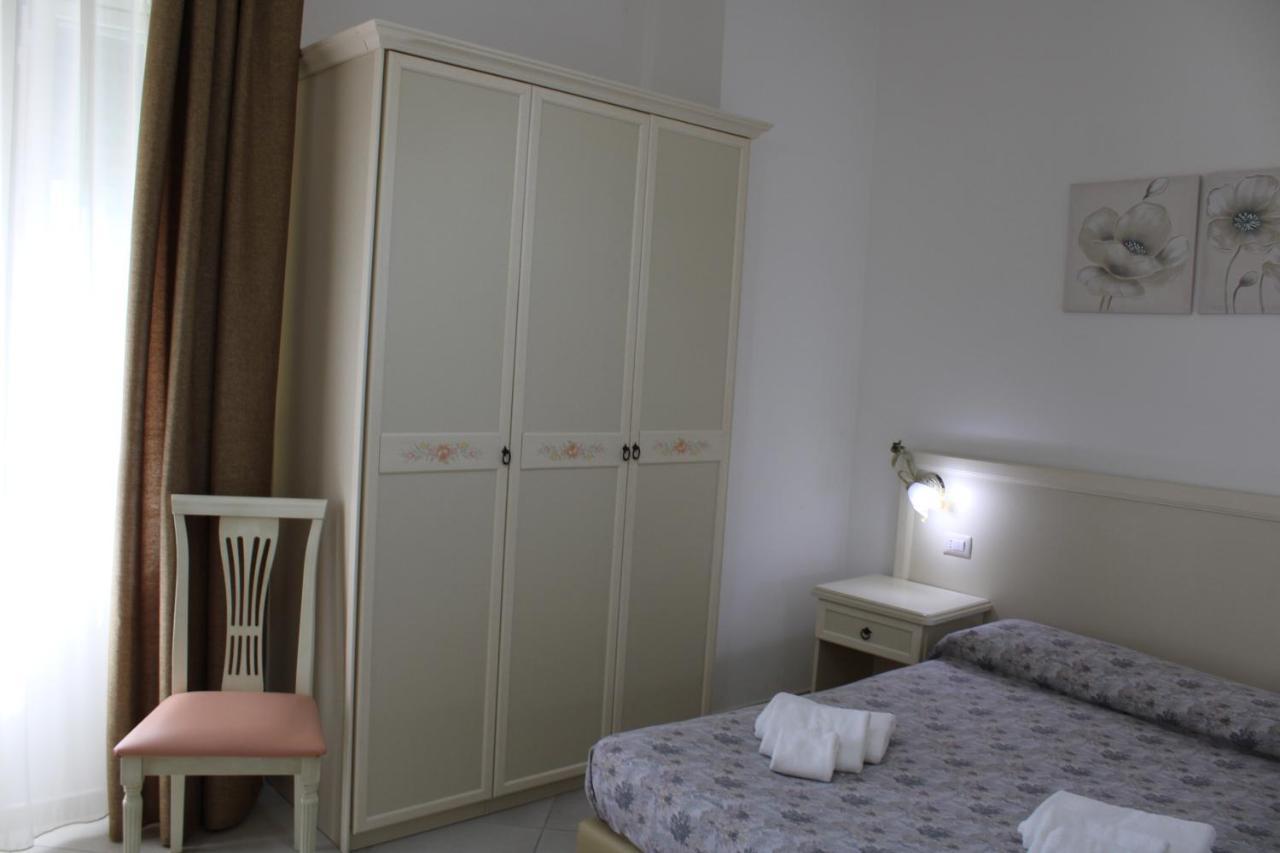 Afrodite Hotel Scalea Exterior photo