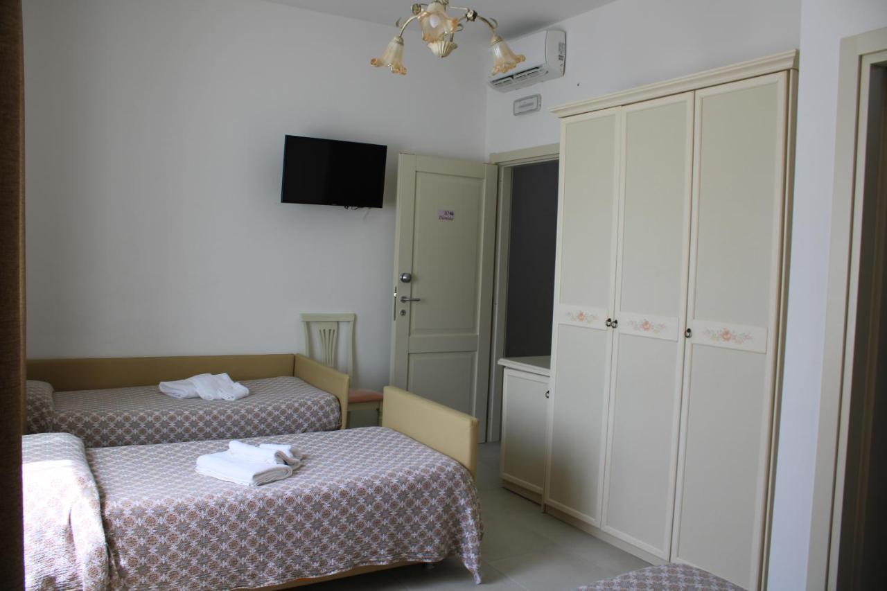 Afrodite Hotel Scalea Exterior photo